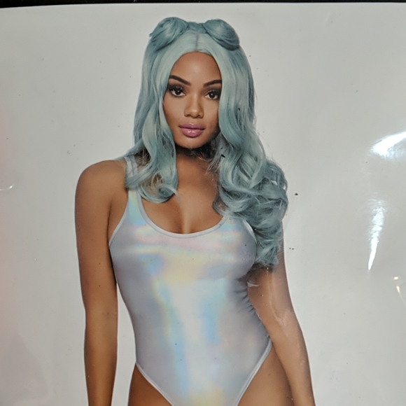 Leg Avenue holographic metallic spandex bodysuit - Picture 1 of 4